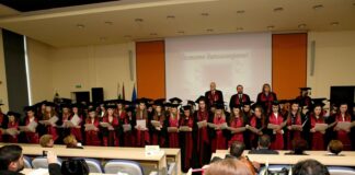 17 магистър-фармацевти се дипломират с отличен успех в МУ-Пловдив