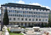 Община Асеновград освободи от наеми и такси търговци и родители