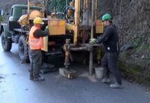 Машинни сондажи за изследване на почвата правят на свлачището под Асеновата крепост