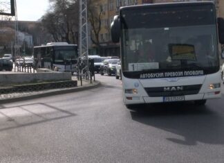 Предлагат безплатен градски транспорт за всички ученици в Пловдив