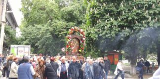 Литийно шествие на над 100 години премина през Асеновград