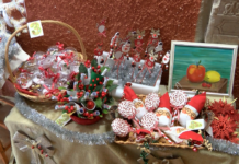 Коледен благотворителен базар