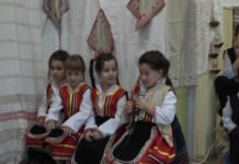 28 нови народни носии за възпитаниците на ДГ ”Дружба”