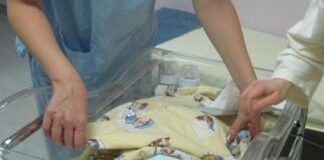 Днес се отбелязва Денят на родилната помощ