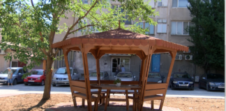 Междублоковото пространство до блок „Снежанка“ вече е с нов облик