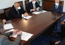 Удължиха извънредната обстановка до 30 април