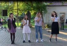 Танци, поезия и песни събраха асеновградчани под стария чинар в центъра на града