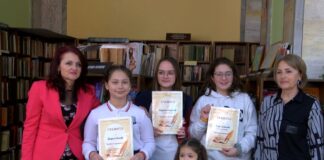 Ученичката Михаела Илиева е „Читател на годината“ на Асеновград