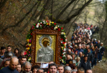 Днес се извършава литийно шествие с чудотворната икона от Бачковския манастир