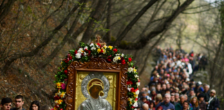 Днес се извършава литийно шествие с чудотворната икона от Бачковския манастир