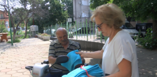 Ученици от ПГ „Св.Патриарх Евтимий“ дариха хавлии