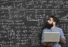 Какво мислят учителите за учебните програми