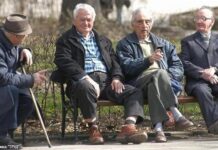 Добавката от 50 лв. за всички пенсионери ще продължи до края на мандата на служебното правителство