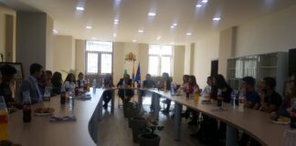 „Какво мога да направя за моя град”обсъждаха младежи с кмета Емил Караиванов