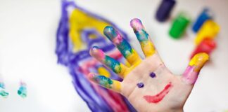 Конкурс за детска рисунка на тема: „Вълшебният свят на книгите”