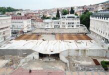 На финала е изграждането на конструктивната част от строежа на площада в Асеновград