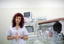 Спасеното недоносено бебе в асеновградската болница е в стабилно състояние