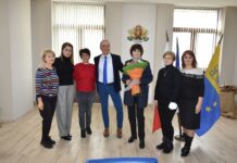 Пенсионира се дългогодишен специалист по финансите в Община Асеновград Община Асеновград