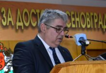 Д-р Теньо Манолов, зам.-кмет, към Енко Найденов: Ако бяхте прочели какво гласувате, щяхте да знаете