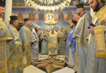 Архиерейска света литургия в храм „Св. Благовещение“ в Асеновград утре