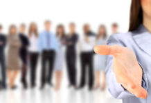 Работодатели ще могат да получат до 10 000 лв., за да приспособят работно място за човек с увреждане