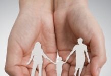 Български деца ще се осиновяват по нови правила