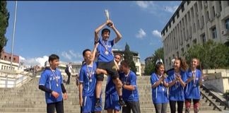 Учениците от ОУ „Петко Каравелов“ първи на щафетата в чест на Светите братя Кирил и Методий