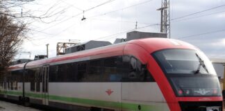 13 200 допълнителни места във влаковете за почивните дни