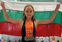 След трансплантация: 12-годишната Елена Митова от Асеновград стана двукратна европейска шампионка по плуване