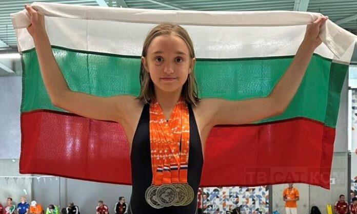 Елена Митова от Асеновград - европейска шампионка по плуване за трансплантирани