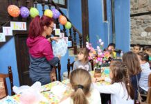 Великденска работилница за украсяване на яйца в Етнографската къща