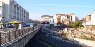 Ограничават движението в подлеза на „Гладстон“ заради подмяна на осветлението на 16. август