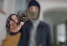 Маскирани асеновградчани ограбиха апартамент в Пловдив