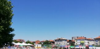 Градският басейн в Асеновград ще работи до 10-ти септември