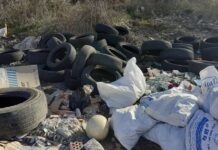 Незаконни сметища край Асеновград преливат от автомобилни гуми