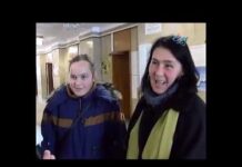 Връщат отнетото бебе на 26-годишната Симона, социалните в Смолян няма да обжалват съдебното решение