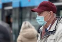 Въвеждат строг пропускателен режим в хранителните хипермаркети в област Пловдив (до 100 посетители)