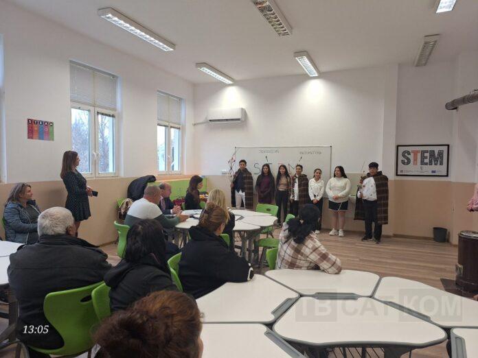 IMG-cdbe6b9e98925674d32a28d7180c25c7-V