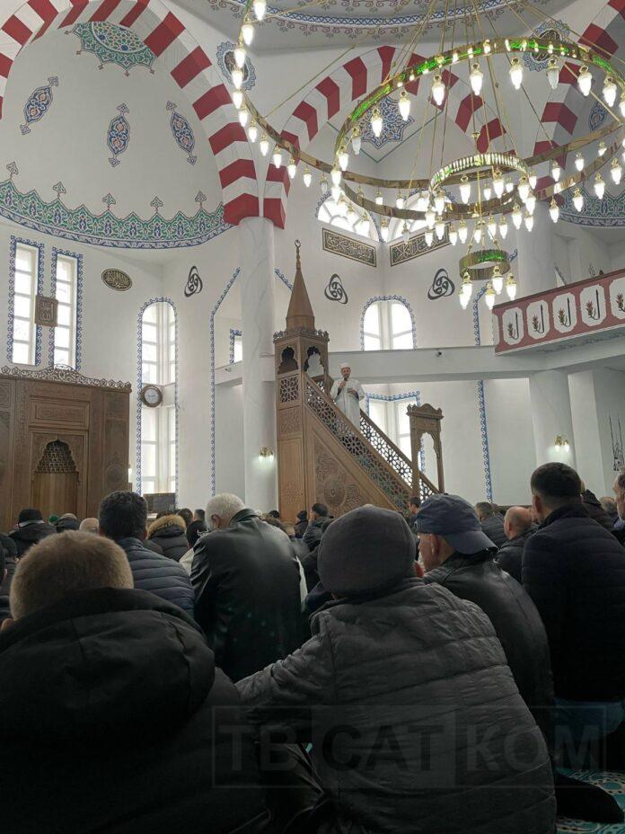 IMG-f16b76703c681a388dfe5ad430a96ec4-V