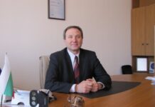 Управителят на МБАЛ – Асеновград, д-р Иван Червенков, ще отговаря на въпроси на граждани в предаване по ТВ САТ КОМ, вижте къде да изпращате въпросите си: