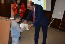 Наградиха участниците в конкурс за рисунка