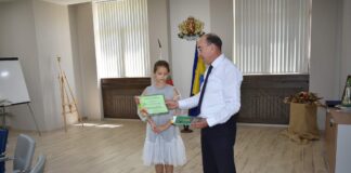 Азра Мехмед от с. Мулдава спечели конкурса „Най-интересна приказка, написана от дете“