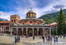 Ограничават движението за Рилския манастир