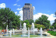 Днес морската ни столица празнува