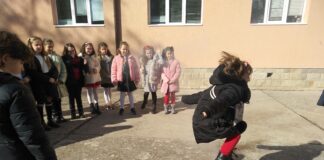 Възродиха обичая „Мартуване“ в Асеновград