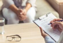 Без подписване на информирано съгласие при ваксиниране