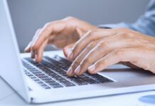 Нова измама: фалшиви игри с награди от името на Български пощи точат лични данни