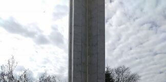 С венци и цветя пред войнишкия паметник отбелязаха Националния празник в Избеглии