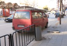 Демонтираха спирковия навес на „Стария съвет“ в Асеновград