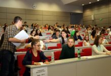 5 човека се борят за 1 място в най-желаните специалности на МУ-Пловдив